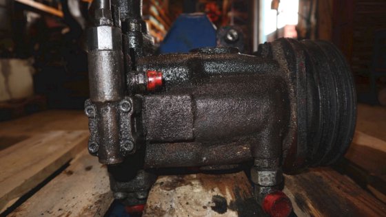 2019 卡萨帕变量轴向柱塞泵 LVP 48D