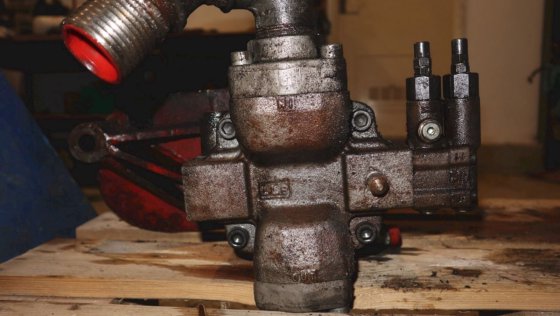 2019 卡萨帕变量轴向柱塞泵 LVP 48D