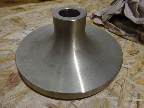 スルザー バルブスピンドル用ガイド (K43511)