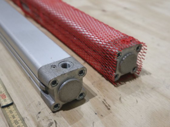 卡摩兹气缸 ø40，行程 1500