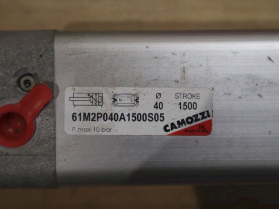 卡摩兹气缸 ø40，行程 1500