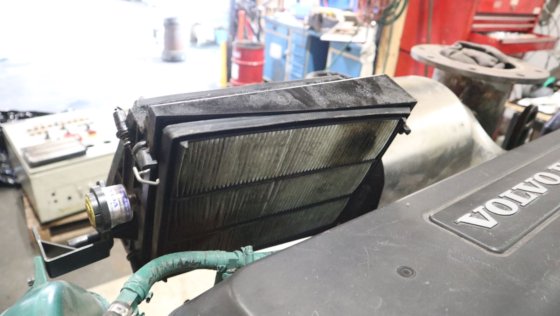 2016 ボルボ・ペンタ D9A2J MH