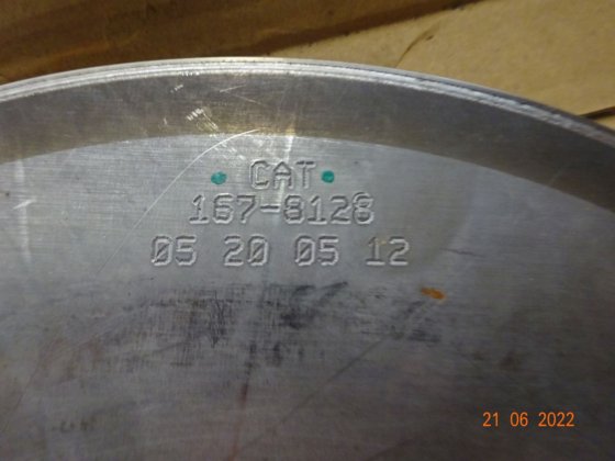 卡特彼勒减振器组件