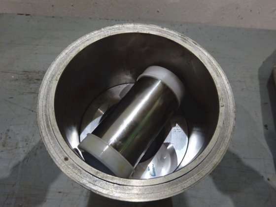 沃尔沃奔塔汽缸套件