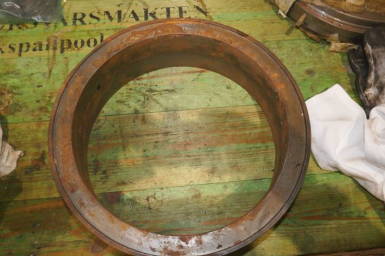 ベルゲン・ウルスタイン ロールスロイス ピストンリング圧縮工具