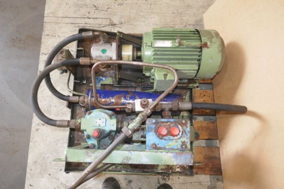 马佐奇动力转向泵