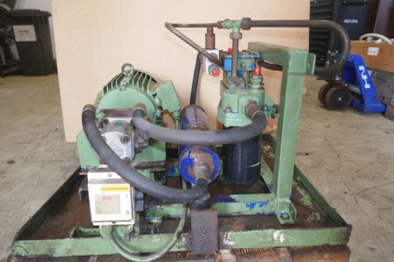 马佐奇动力转向泵