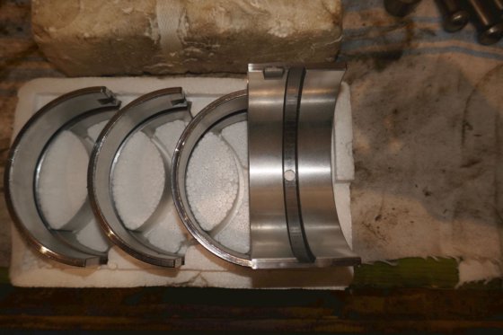 卑尔根-乌尔斯坦劳斯莱斯轴承座凸轮轴 021116