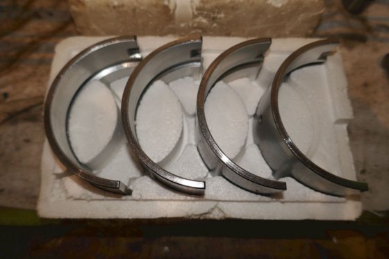 卑尔根-乌尔斯坦劳斯莱斯轴承座凸轮轴 021116