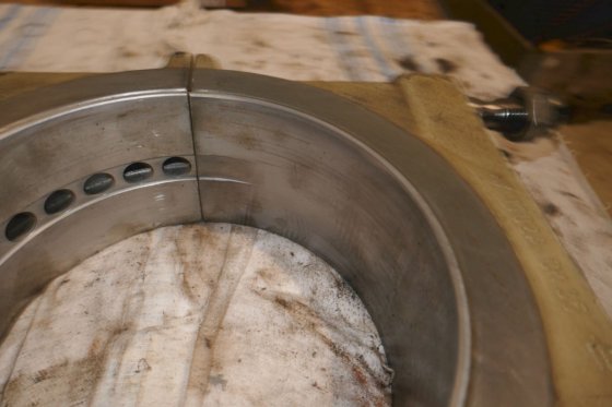 ヴィヒマン コネクティングロッドとベアリングカバー