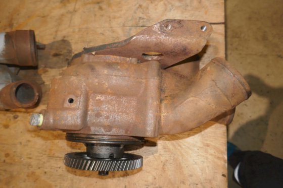 底特律柴油机水泵 60 系列