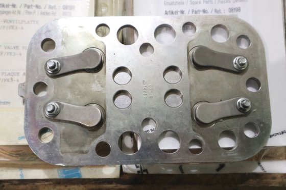 2019 GEA Bock 套阀板 8038