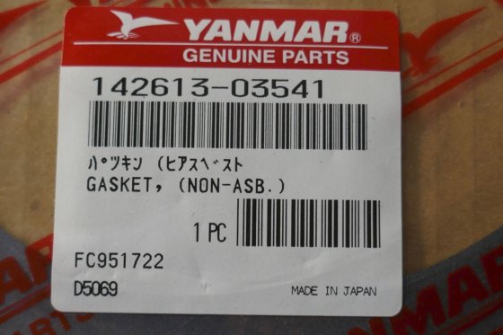 洋马垫片安全阀 142613-03541