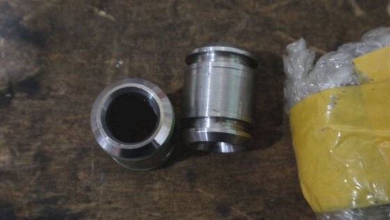 MAN 冷却水入口缸盖