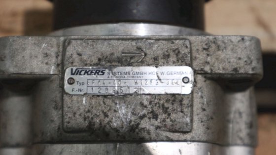 维克斯 6P04-40-H12F3-30L