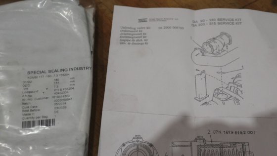 アトラスコプコアンローディングバルブキット