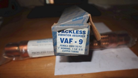 Packless Industries 减震器 柔性金属软管 VAF-9