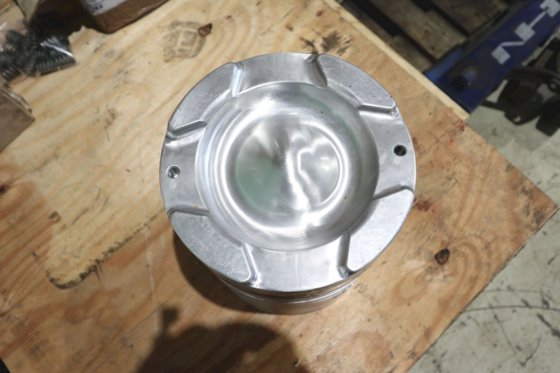 Bergen Ulstein 劳斯莱斯活塞冠 702355