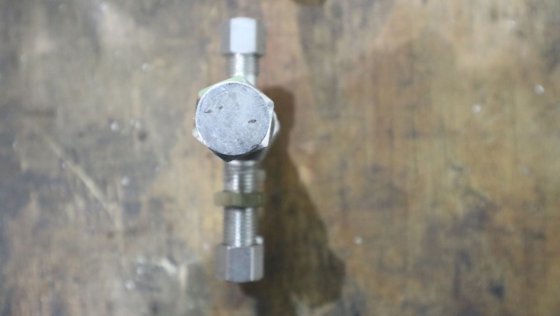 梭阀 2 一进一出