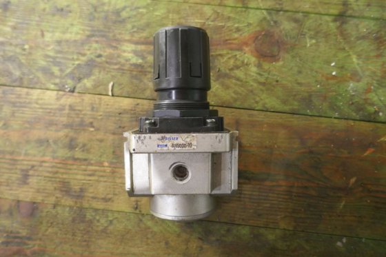 SMC エアプレッシャーレギュレーター AR5000-10