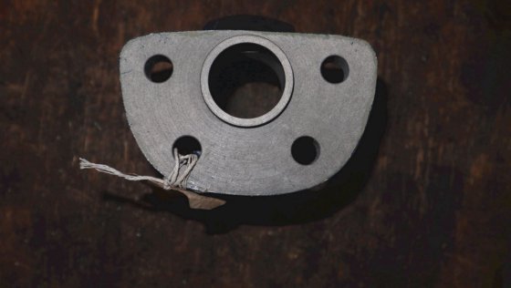 2013 MAK 前轴承座标准件 80-103