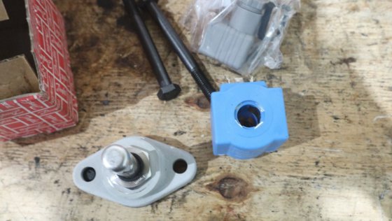 丹佛斯电磁阀 "容量调节器卸荷阀" 347600-04