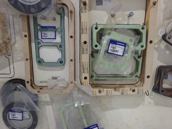 沃尔沃Penta垫片及套件组在柜中