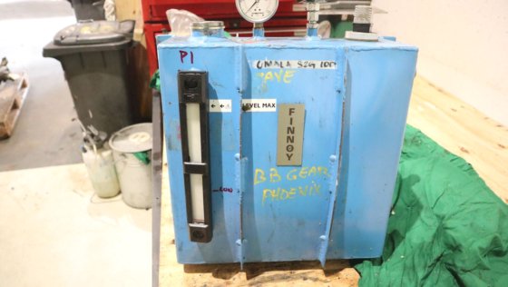 Lub.oil tank