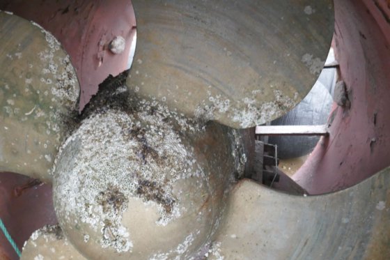 乌尔斯坦螺旋桨 A/S 隧道推进器