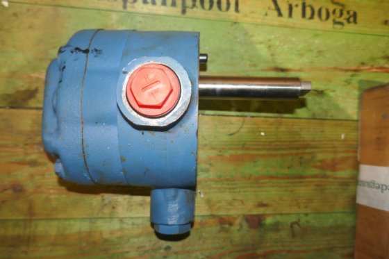 Bomba de carga Sauer SPV24