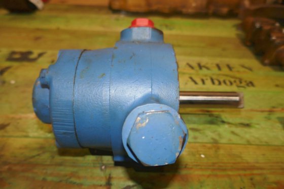 Bomba de carga Sauer SPV24