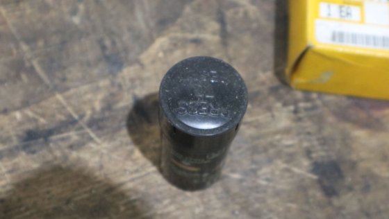 卡特彼勒指示器 - 空气过滤器维修 1W-0613