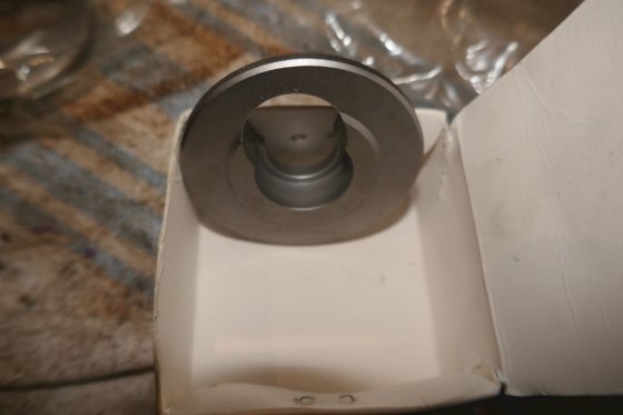 Bergen Ulstein 劳斯莱斯弹簧板下缸体 014058