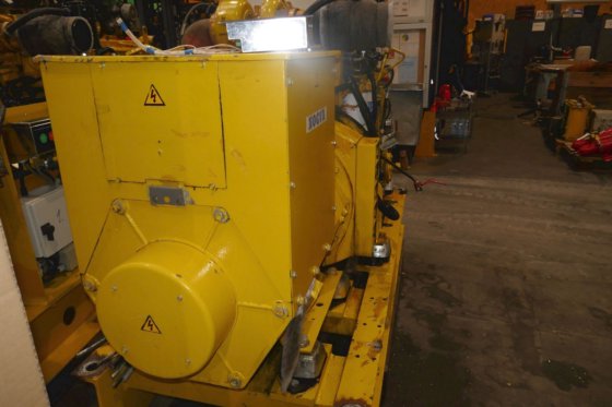 约翰迪尔 6081AFM75E