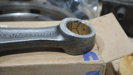 2003 Cummins Conn.杆