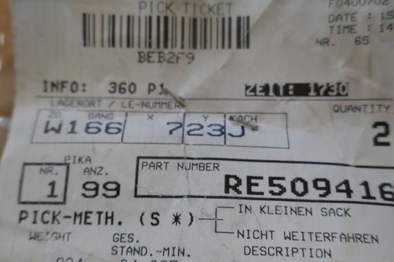 2023 约翰迪尔燃油喷射器接头 RE509416