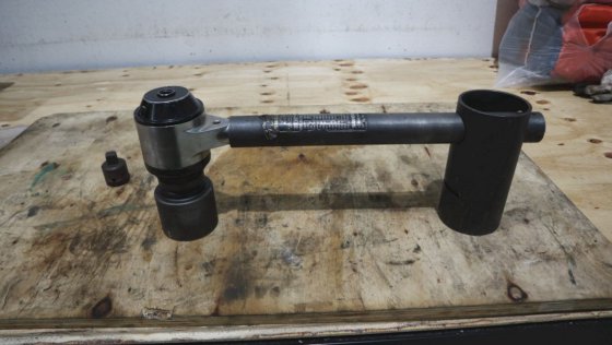 エナパック・スウィーニー・マニュアルナットトルクマルチプライヤーアッシー