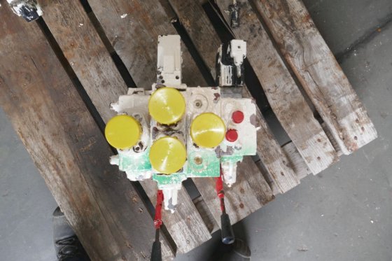 Válvula Danfoss PVG 32 2