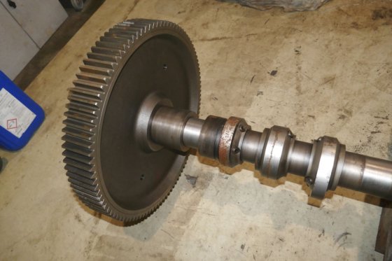 斯托克-瓦锡兰凸轮轴装置 FHD 240