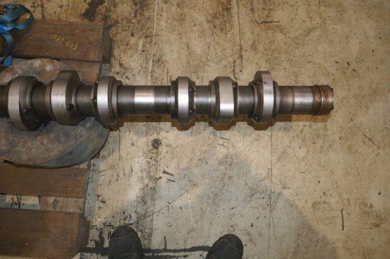 斯托克-瓦锡兰凸轮轴装置 FHD 240