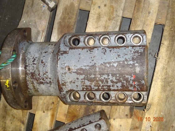 プロペラシャフトカップリングフランジのスプリットクランプ