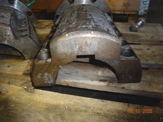 プロペラシャフトカップリングフランジのスプリットクランプ