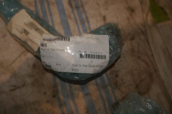 2020 卑尔根-乌尔斯坦劳斯莱斯燃油管双 W 排放口 022378