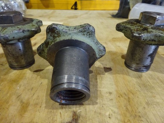 用于气缸盖罩的苏尔寿手柄