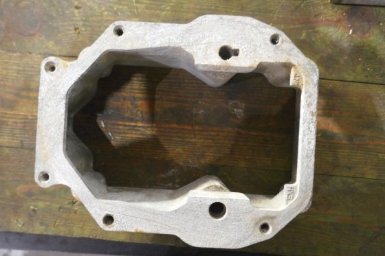 卡特彼勒摇臂盖 4W-7631