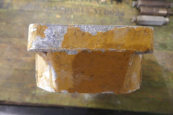 卡特彼勒摇臂盖 4W-7631