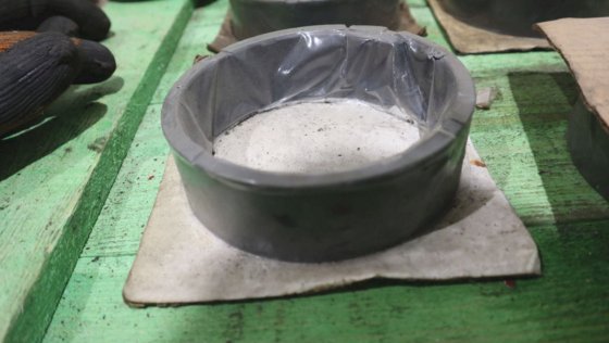 带面浮雕的直切骑马带