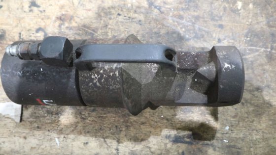 Larzep 液压切割机