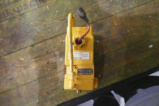 伍德沃德气动执行机构 8250-828