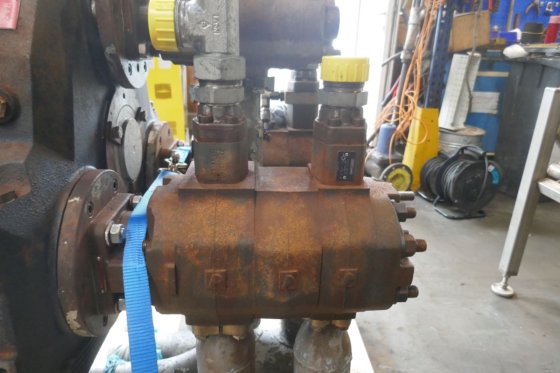 ツインディスク AM 345 テクノドライブ ポンプドライブ